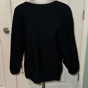Tahari Women's Classic Black Crew Neck Sweater
